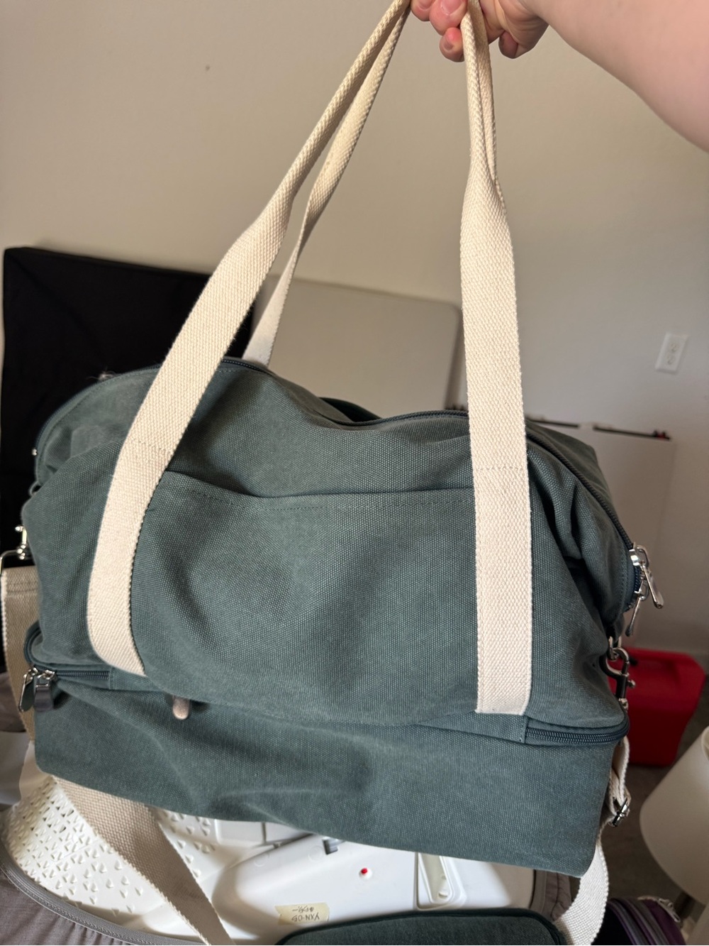 Lo & Sons Forest Green Weekend Duffel - Barely Used - Make offer!